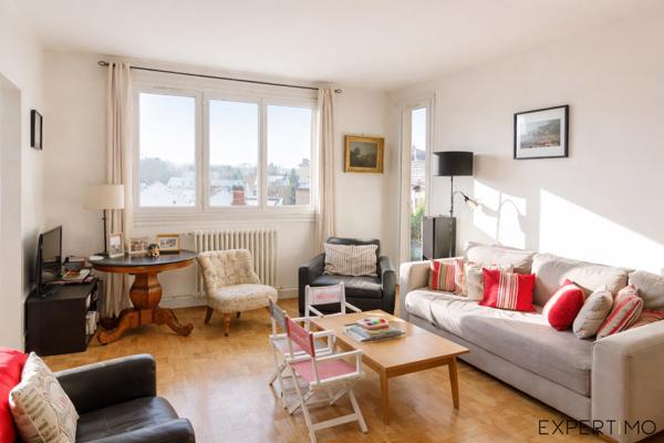 Viroflay (78220) Appartement familial 80 m2 dernier étage avec balcon