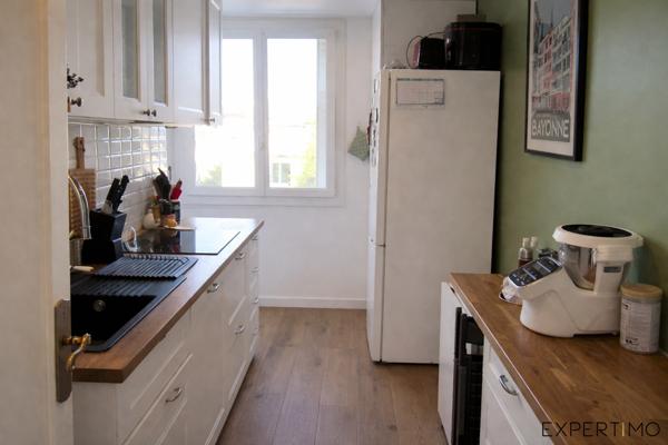 Viroflay (78220) Appartement familial 80 m2 dernier étage avec balcon