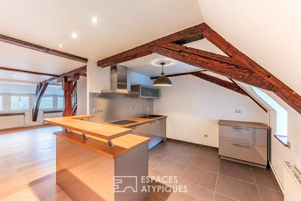 Duplex sous les toits en hyper centre