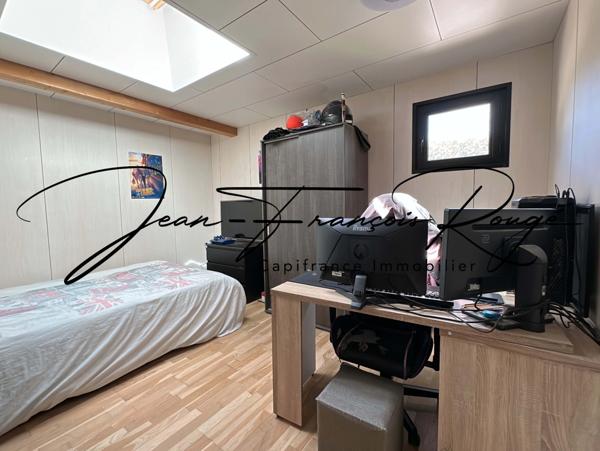 AGON-COUTAINVILLE, à 600 mètres de la plage, superbe maison d'architecte construite en 2007 d'une surface de 320 m², avec piscine !!!