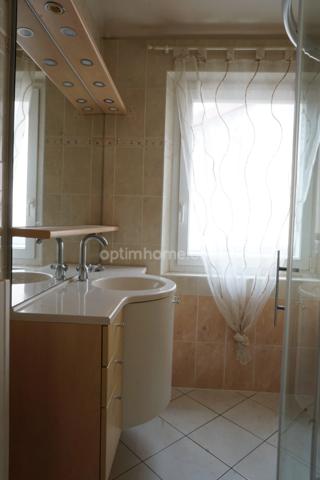 Maison de 143 m², 6 pièces à LURE sur joli terrain clos