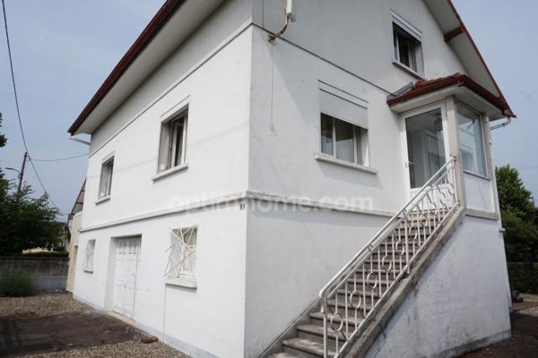 Maison de 143 m², 6 pièces à LURE sur joli terrain clos