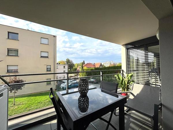 Appartement à louer 3 pièces 78.33m² Montbéliard (25200)