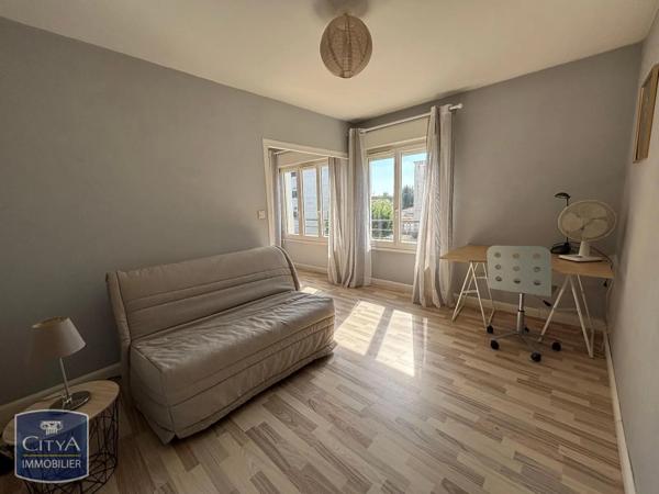 Appartement à louer 3 pièces 74m² Bergerac (24100)