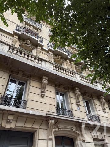 Appartement F4 à vendre  4 pièces - 75,23 m2 PARIS - 75011