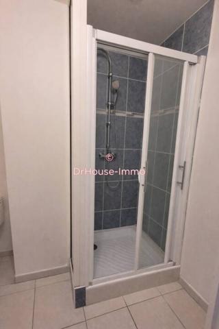 Appartement à louer 4 pièces de 94 m²