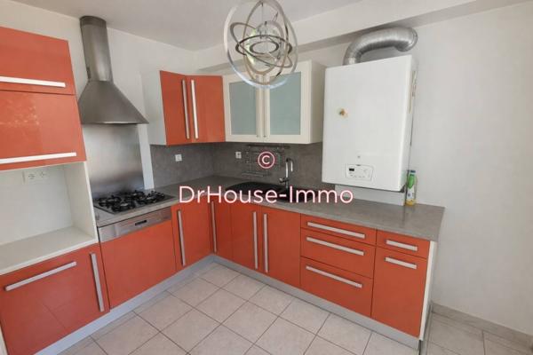 Appartement à louer 4 pièces de 94 m²