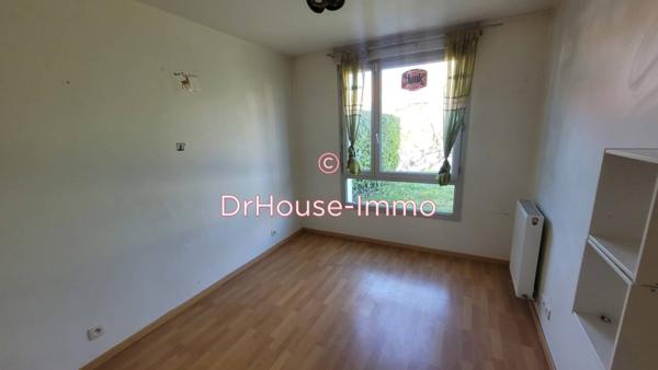 Appartement à louer 4 pièces de 94 m²