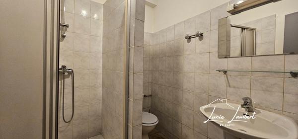 Maison d'habitation 174m² - Garage spacieux - potentiel locatif
