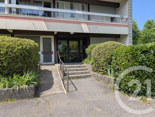 Appartement T4 à vendre  4 pièces - 82,55 m 2   CHAMBERY  - 73