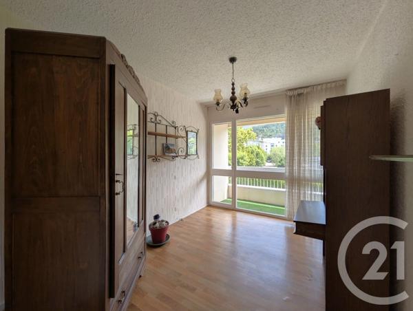 Appartement T4 à vendre  4 pièces - 82,55 m 2   CHAMBERY  - 73
