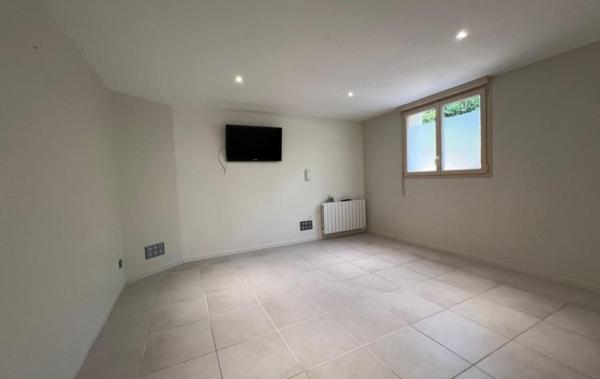 Vente Immeuble 2 locaux commerciaux Chalon-sur-saone   