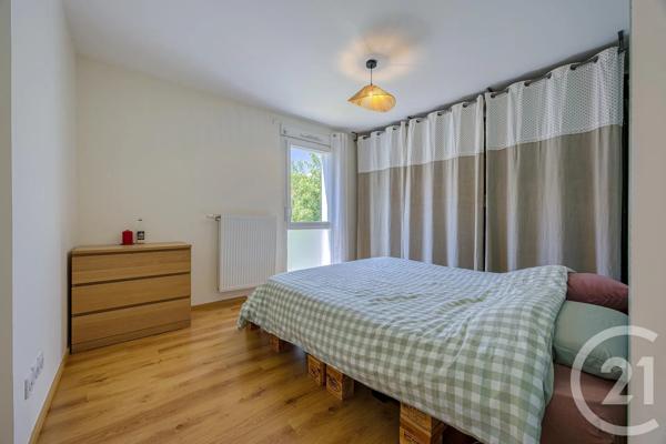 Maison à vendre  5 pièces - 101 m 2   RUMILLY  - 74