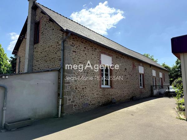Maison à COURCITE, 53700 - 5 pièces 176m²