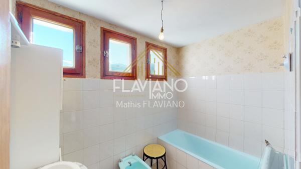 Barcelonnette (04400) MAISON - CENTRE-VILLE - BARCELONNETTE