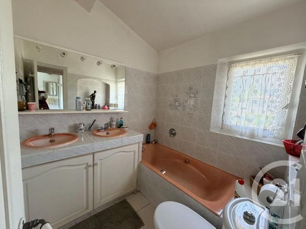 Maison à vendre  4 pièces - 139 m 2   GRASSE  - 06