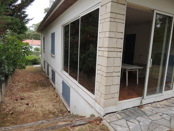 Maison  8 pièce(s)  5 chambre(s)  184 m²