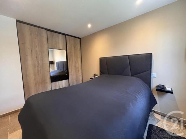 Appartement F3 à vendre  3 pièces - 59,35 m 2   STE MAXIME  - 83