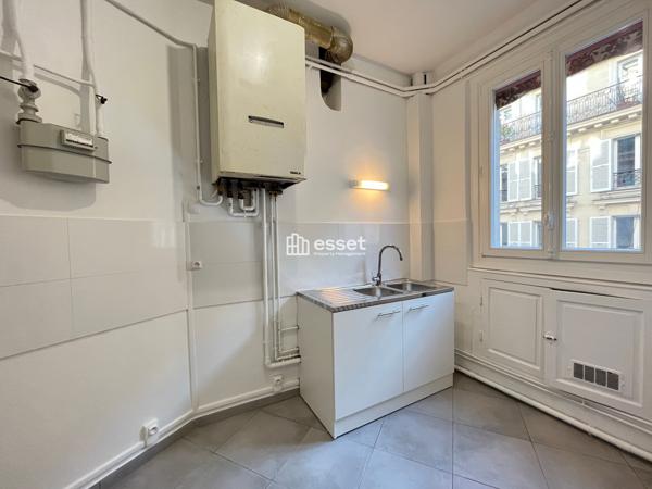 Location Appartement 5 pièces 127 m² - Paris 75017