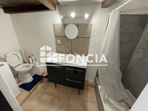Location Studio meublé 21.6 m² - 21 RUE GABRIEL PERI Le Beausset 83330