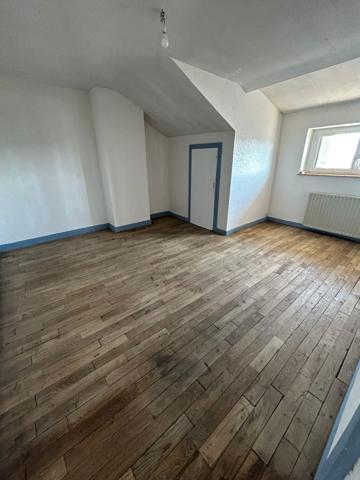 Immeuble 12 pièces - 208 m²