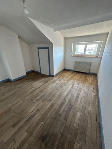 Immeuble 12 pièces - 208 m²