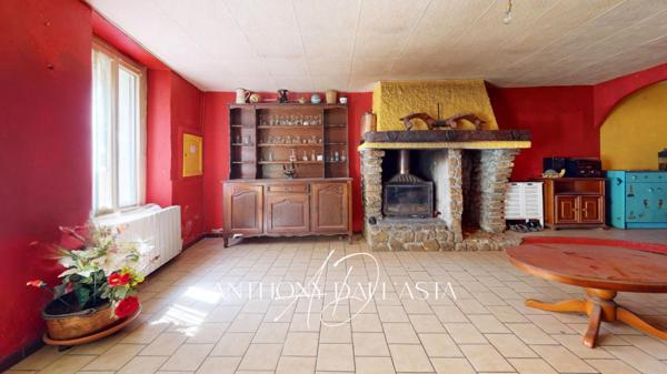 Exclusivite- Alzonne- maison de village-  3 chambres- salon- cuisine- séjour- grenier
