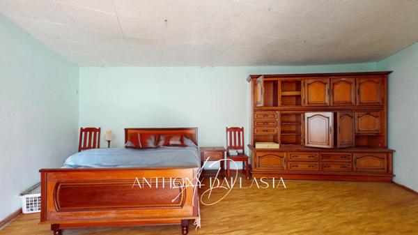 Exclusivite- Alzonne- maison de village-  3 chambres- salon- cuisine- séjour- grenier