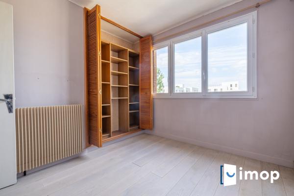Aubervilliers – 70m² lumineux 3 pièces avec box et cave, à 7 min métro 12 et 7