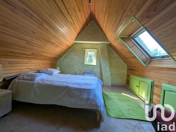 Longère 6 pièces de 126 m² à Saint-Caradec-Trégomel (56540)