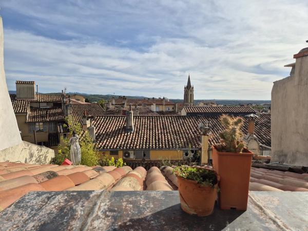 Appartement de charme avec terrasse intime au cœur d’Aix-en-Provence