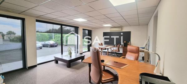 Bâtiment commercial 270m², 2651 m² de terrain.