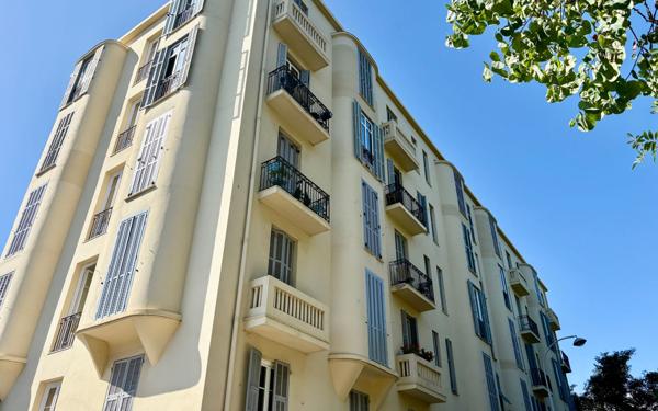 Appartement à vendre    1 pièce • 20,78 m2 Nice