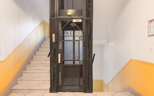 Appartement à vendre    1 pièce • 20,78 m2 Nice