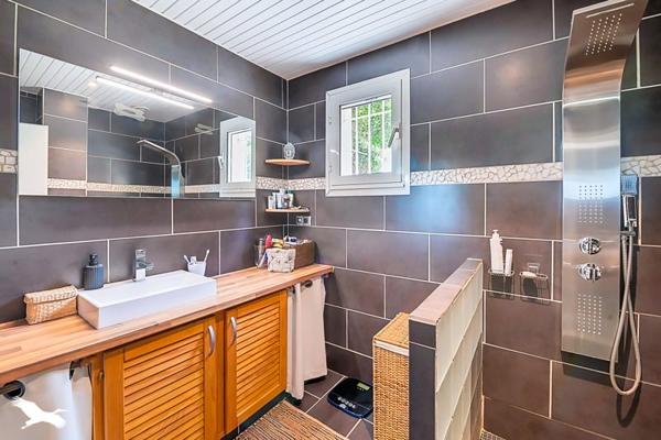 Maison à vendre |  Macau |  6 pièces | 124 m²