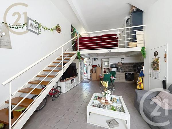 Appartement F3 à vendre  3 pièces - 71 m 2   FRONTIGNAN  - 34