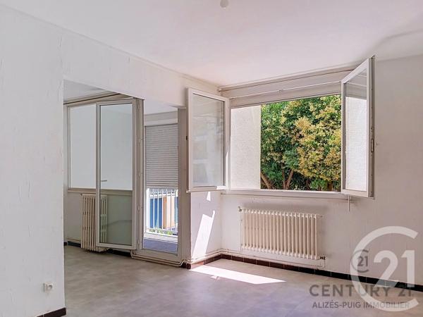 Appartement F3 à vendre  3 pièces - 71 m 2   FRONTIGNAN  - 34