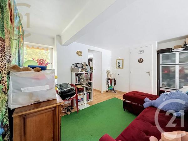 Appartement F3 à vendre  3 pièces - 71 m 2   FRONTIGNAN  - 34