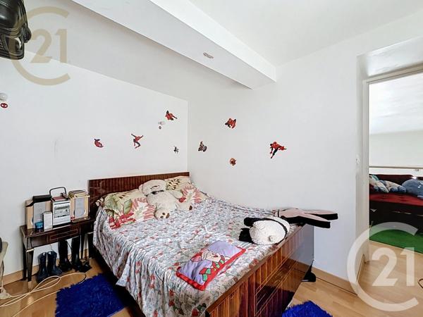 Appartement F3 à vendre  3 pièces - 71 m 2   FRONTIGNAN  - 34