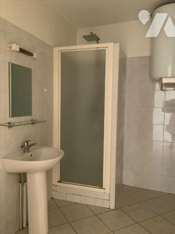 Maison + appartement + jardin + garage