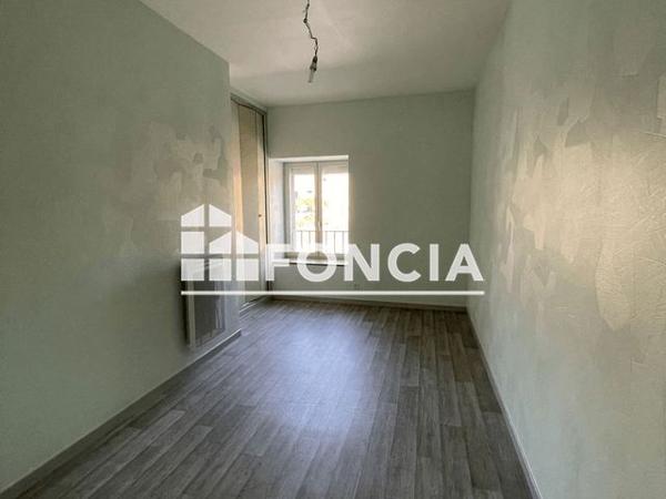 Location Appartement 4 pièces 75 m² - 32 RUE ALPHONSE PANIER Vivier Au Court 08440