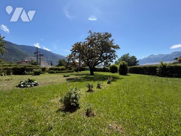 EXCLUSIVITE - ALBERTVILLE - QUARTIER SAINT SIGISMOND - 499 M² - EXPOSE SUD OUEST