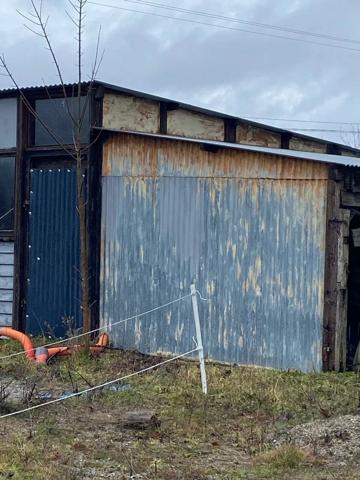 LOUVIGNE PROCHE LAVAL ENTREPOT DE STOCKAGE DE 70 M2 AU SOL SUR UN TERRAIN DE 200 M2