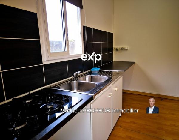 Saint-Denis, Le Brûlé, Maison F8 + Maison F2 indépendante