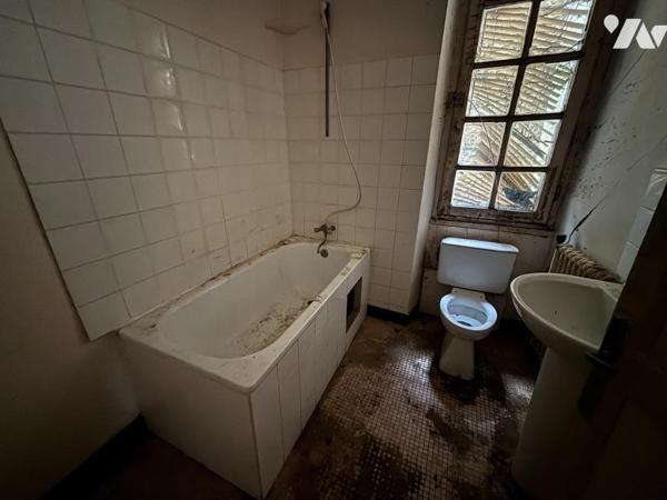 Immeuble mixte à rénover