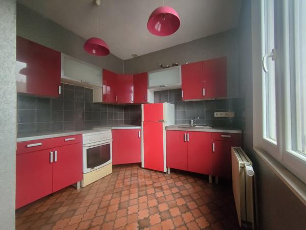 MAISON BOURGEOISE DE 160 M² HAB REFAITE A NEUF SUR 540 M² DE TERRAIN CLOS AU CALME A 800 M DE LA GARE DE HERME Clermont (60600)