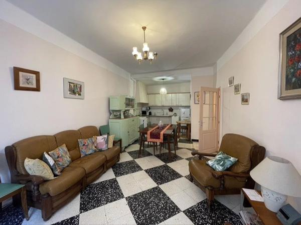 Maison de village avec garage