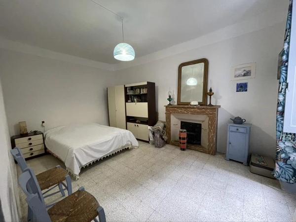 Maison de village avec garage