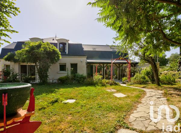 Maison à vendre 5 pièces 260 m² Mazé-Milon