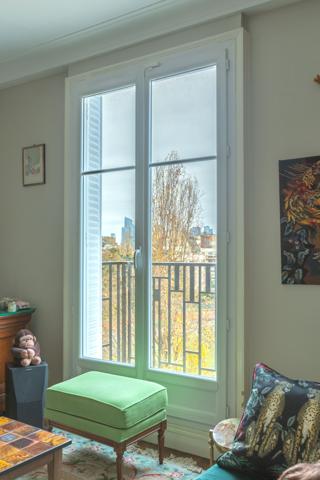 Paris (75017) Appartement F4 haut perché ouvert à 3 expositions et vue panoramique !